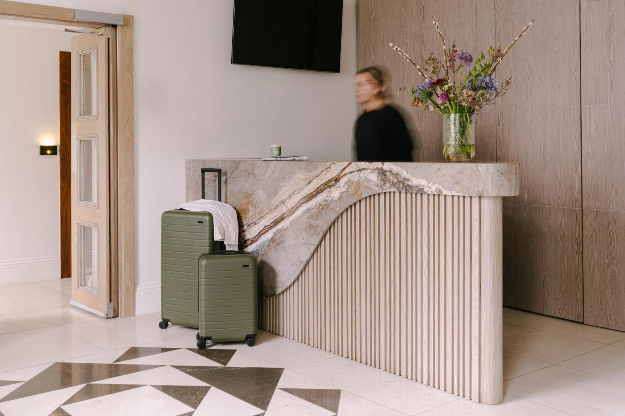 Hotel Sonder The Voyage Londyn Zewnętrze zdjęcie